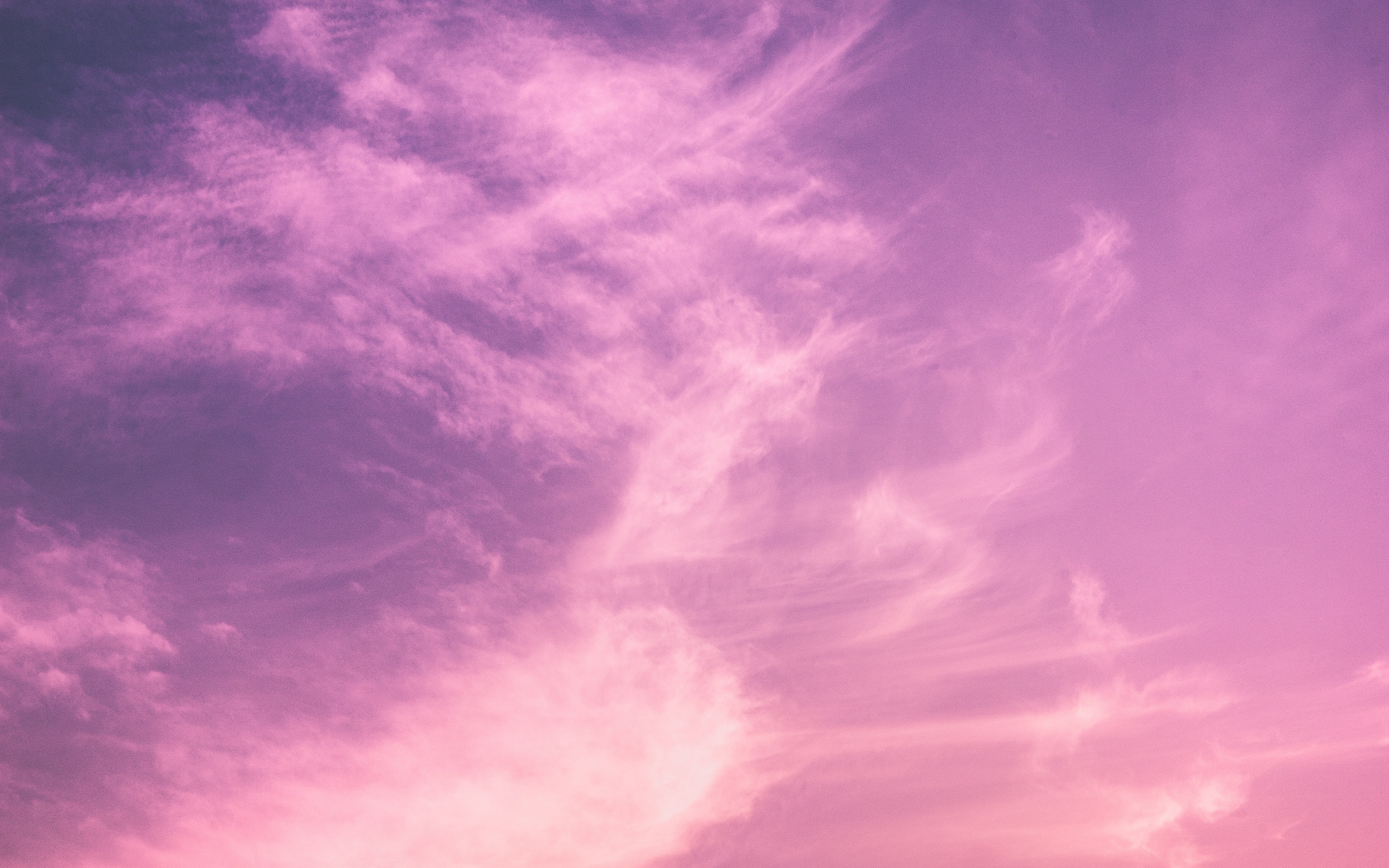 Небо становится розовым. Розовое небо. Розовое облако. Нежно розовые облака. Фиолетовое облако.