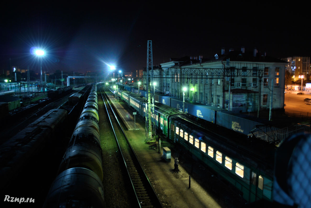 Вокзал Магнитогорск ночью