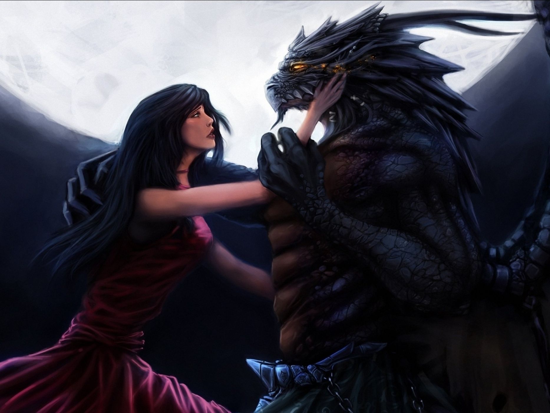 Женщина дракон подходит
