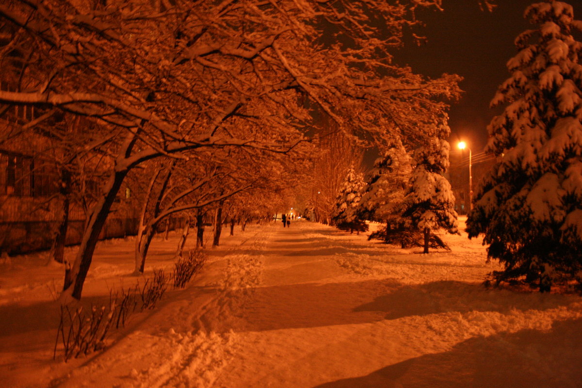 Город снег вечер. Зимний вечер. Зимний город. Зима. К вечеру. Зимний вечер в городе.