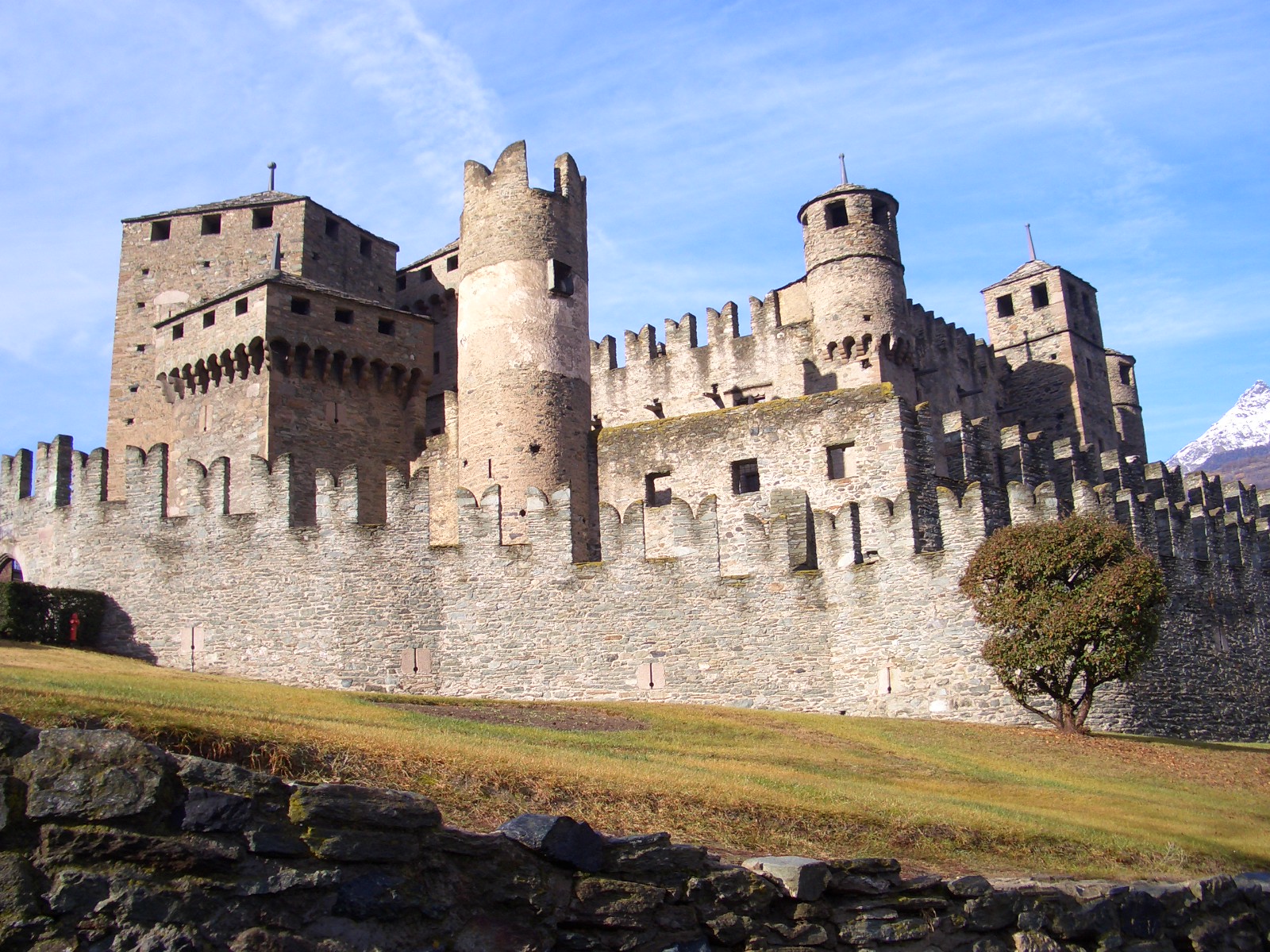 Замок феодала замок