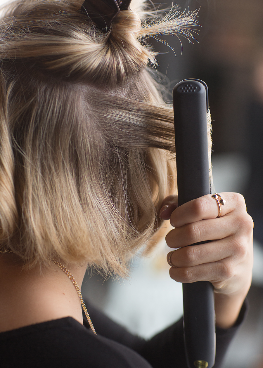 Как накрутить волосы утюжком: секреты красивой укладки