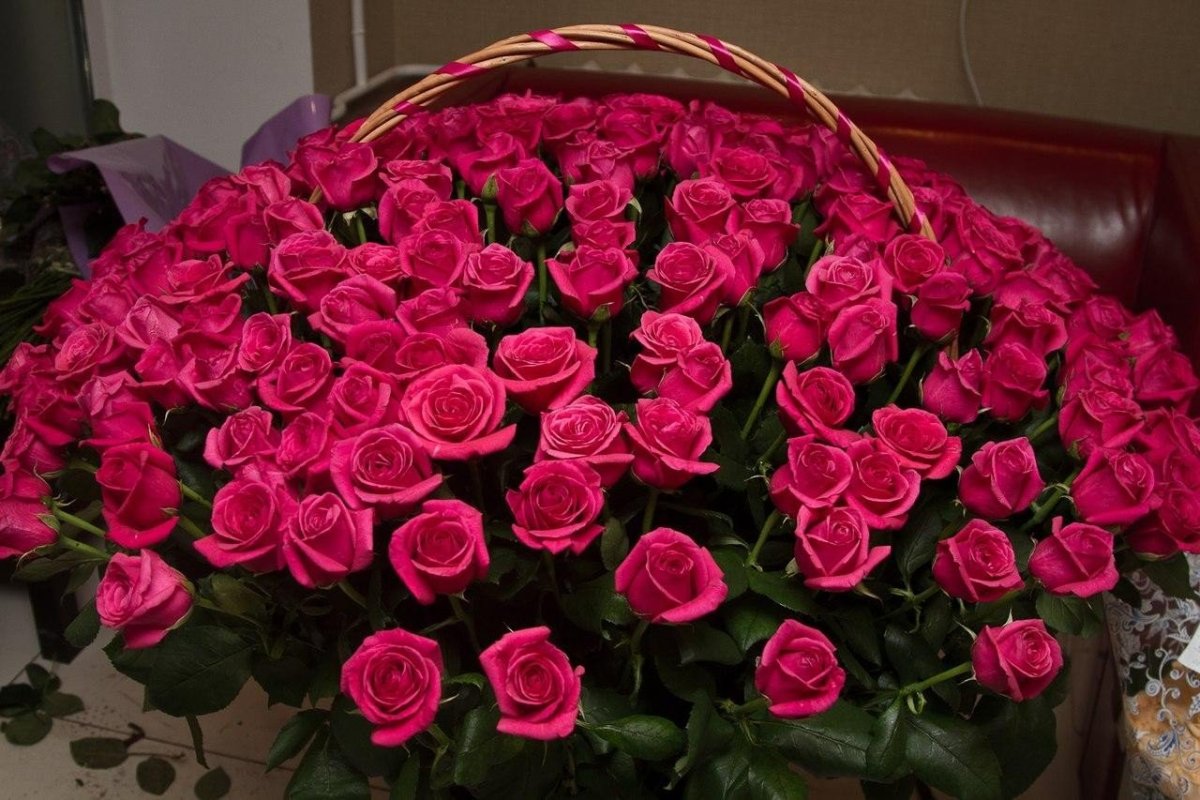 Большие букеты роз с днем рождения